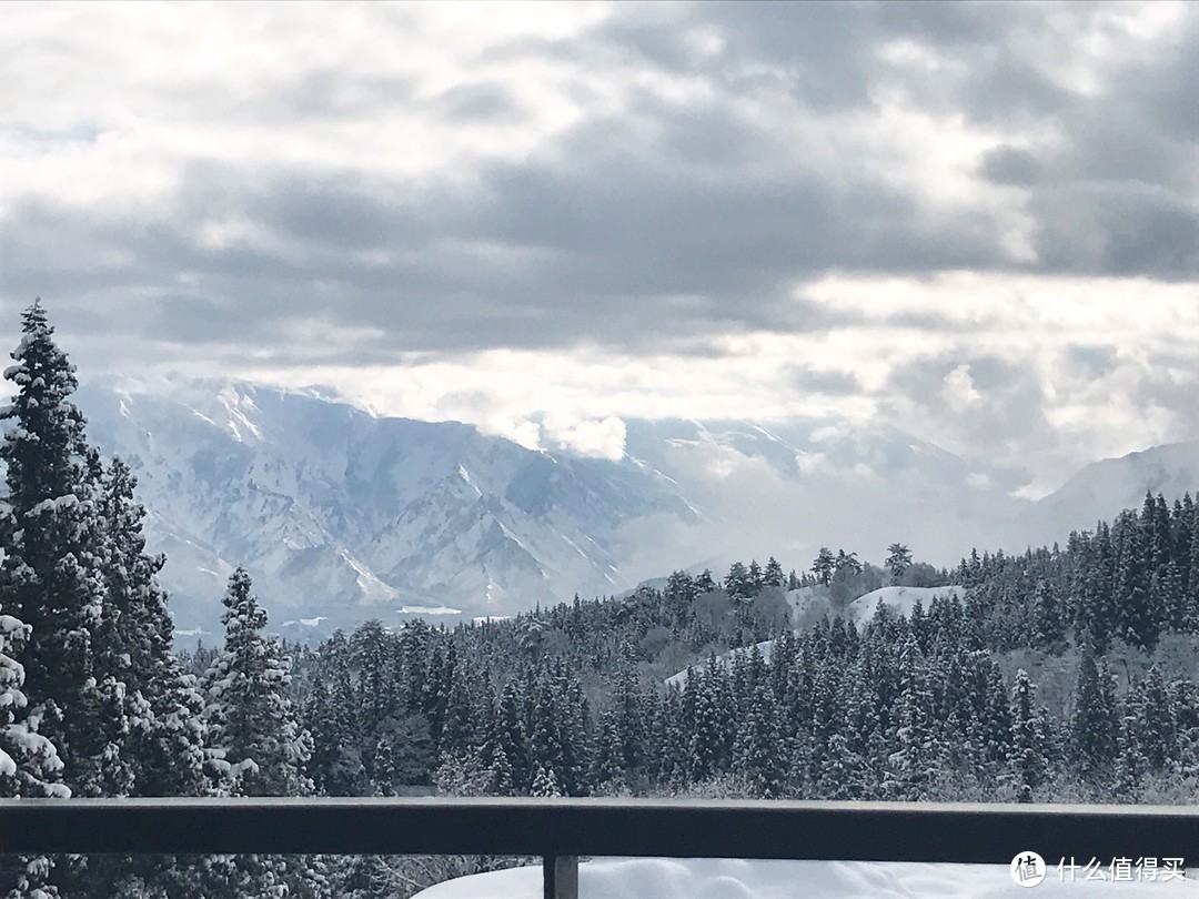 雪国绝景温泉行：远离春节人潮的静谧度假之旅