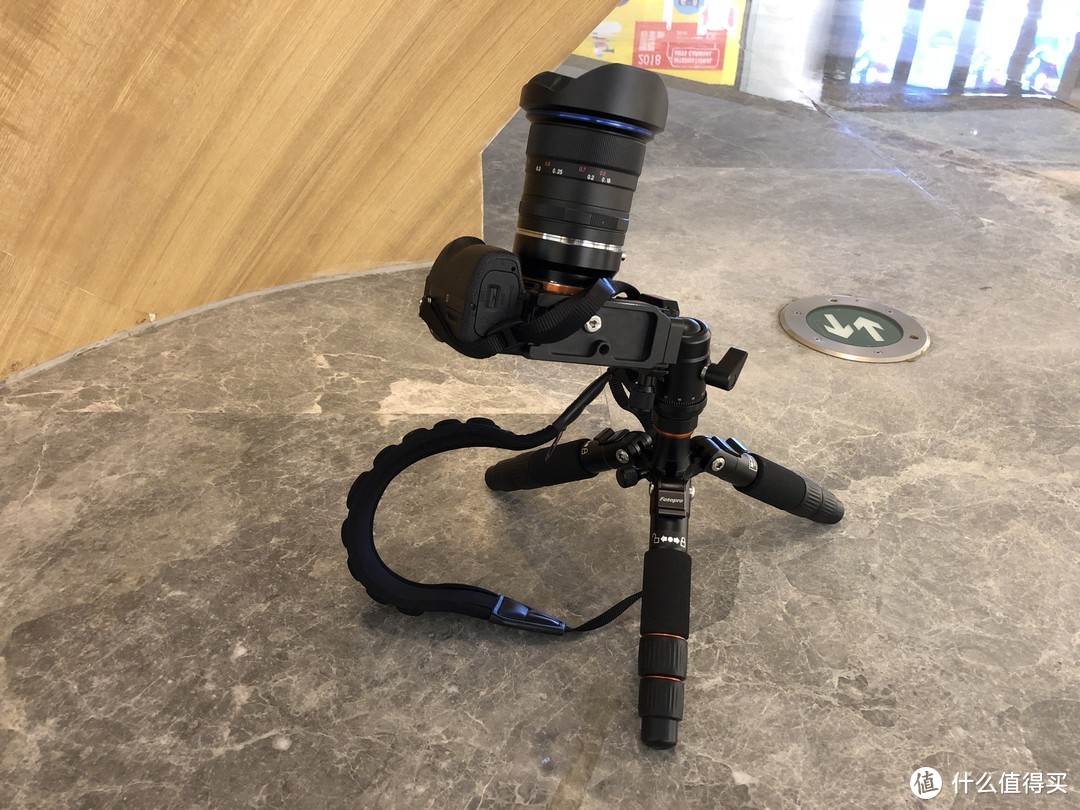 “爬楼神器”—Fotopro 富图宝 M-4C 碳钎维脚架 开箱