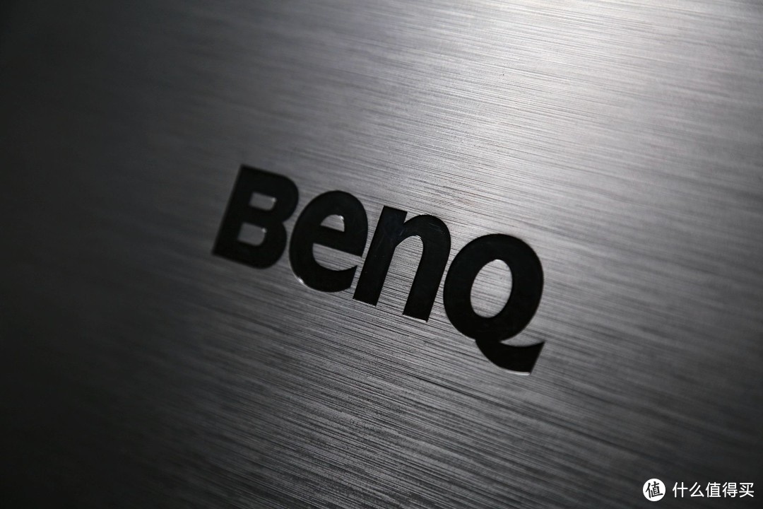 #本战首晒#春节前购入明基显示器组三连屏：BenQ 明基 EW277HDR 27英寸智慧调光显示器