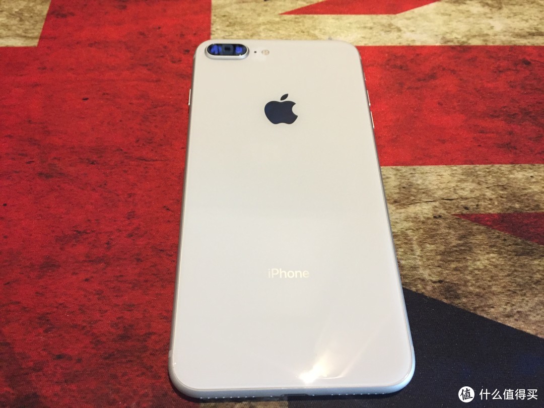 赶在年前入手iphone 8 plus多图晒单：Apple 苹果 iPhone 8 Plus 智能手机