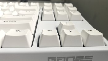 【GANSS GS87-D 蓝牙双模版 樱桃轴键盘】399就能买到樱桃轴双模，你没看错