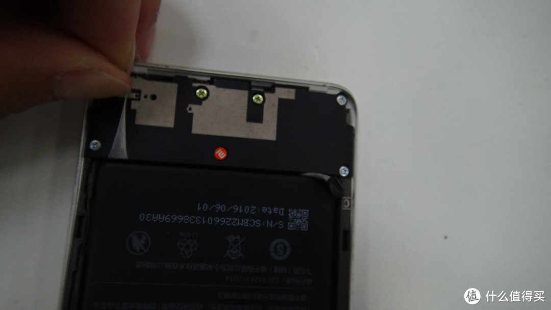 MI 小米5 手机再续命：更换电池教程