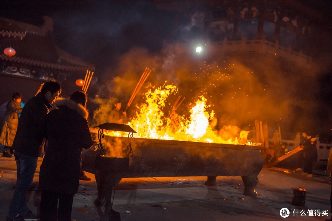 游记：年三十夜宝莲寺随拍