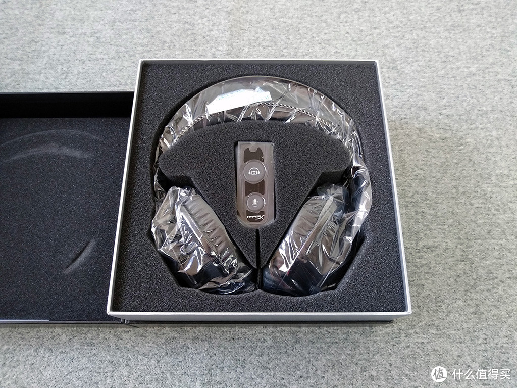 金士顿 hyperx cloud revolver s 黑鹰s 7.1声道游戏耳机 开箱体验