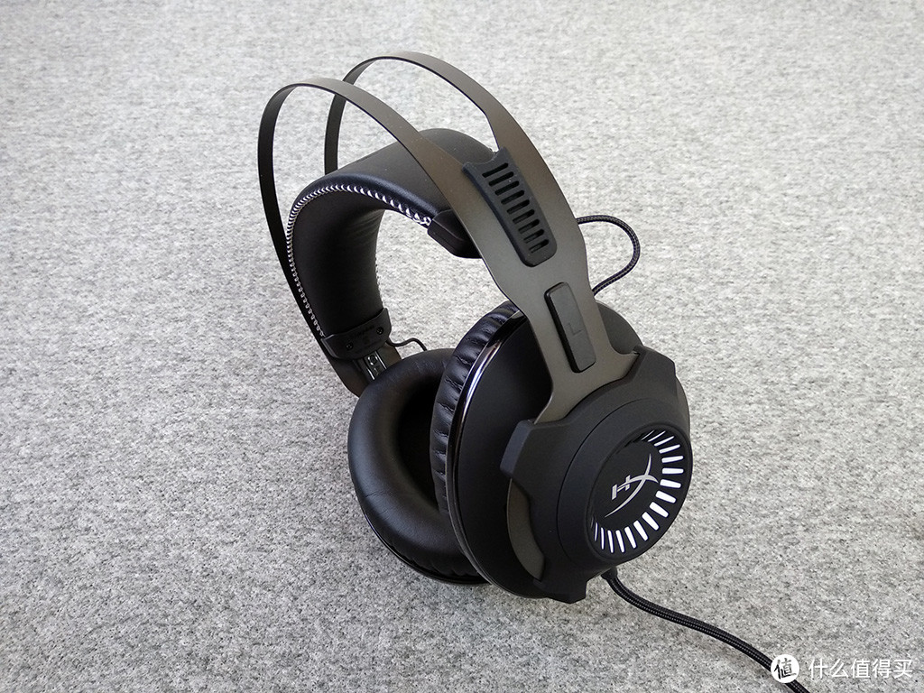 金士顿 HyperX Cloud Revolver S 黑鹰S 7.1声道游戏耳机 开箱体验