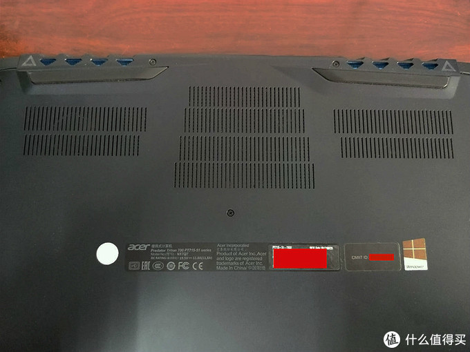 #本站首晒#顶配游戏本是什么体验：Acer 宏碁 Predator 掠夺者 Triton700 游戏本 简用简评