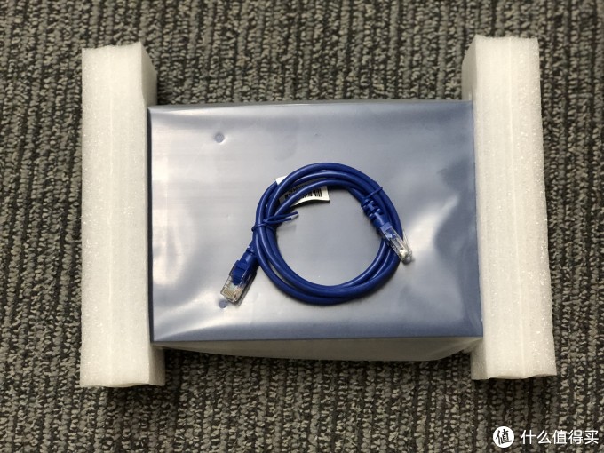 给客户解决工作室用网问题—VOLANS 飞鱼星 VE989G 4WAN口企业级路由器