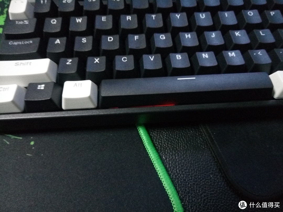 有瑕疵有特点——GANSS GS87-D蓝牙双模红轴机械键盘到底值不值