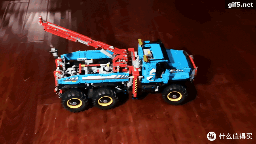 乐高2017年科技旗舰：LEGO 乐高 2017科技系列 全时驱动牵引卡车 拼装及GIF遥控演示