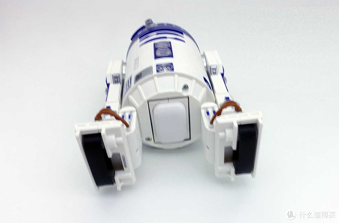 世间安得双全法，不负原力不负卿——Sphero星战系列 R2-D2智能机器人评测