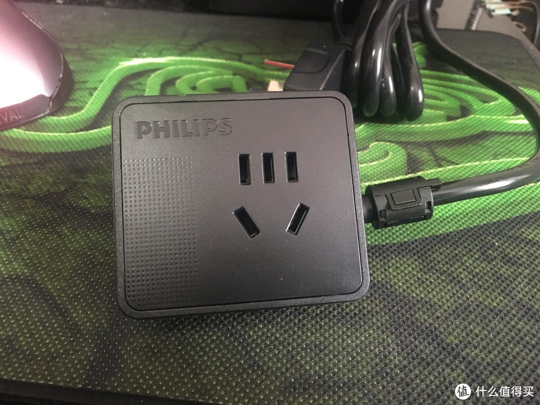 简单的使用感受:飞利浦便携迷你USB桌面旅行插座