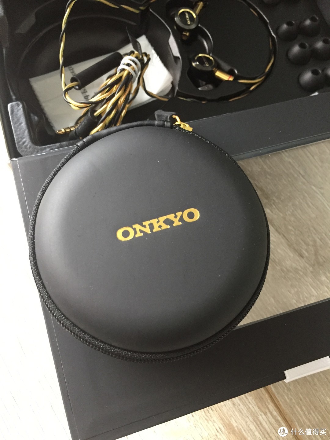 价到新低处，丑出新高度：ONKYO 安桥 旗舰耳机 E900M 开箱简评