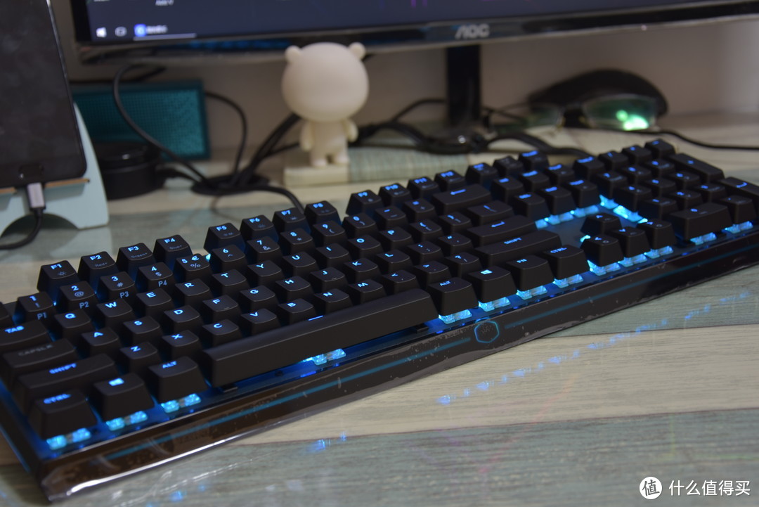 #原创新人#新的一年，给自己来一把键盘：CoolerMaster 酷冷至尊 MK750 RGB 机械键盘 简单开箱