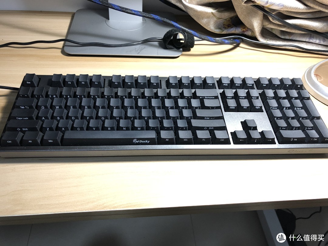 Leopold 利奥博德 fc660m 机械键盘 开箱（附与Akko X Ducky 3108 键盘对比）