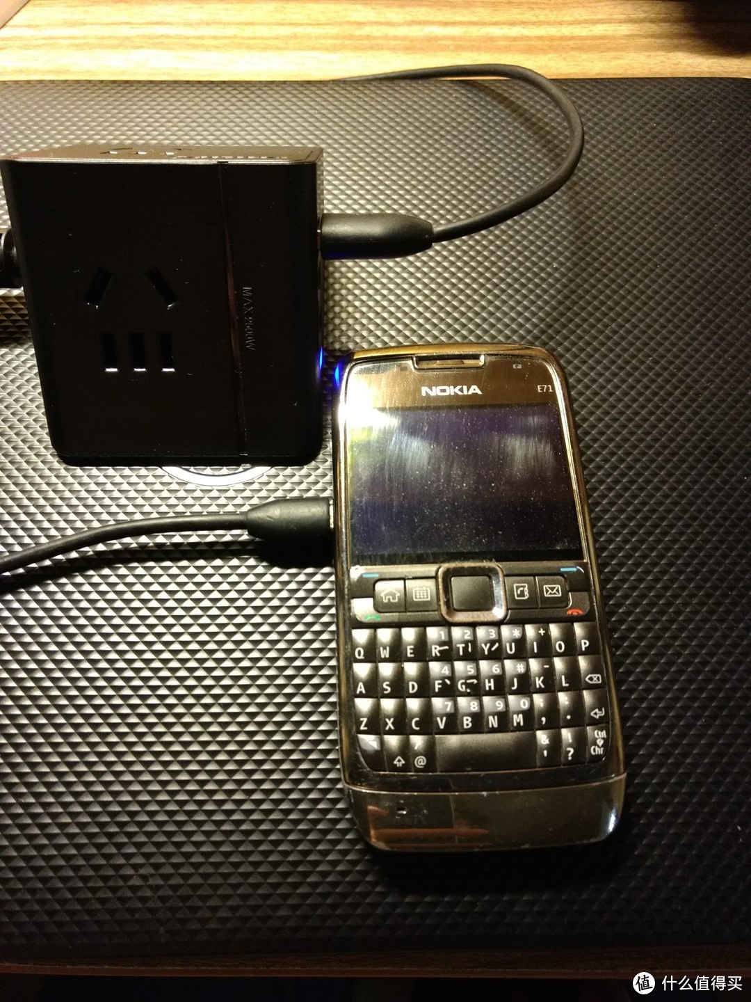 麻雀虽小，五脏俱全--飞利浦 便携迷你USB桌面旅行插座众测评测