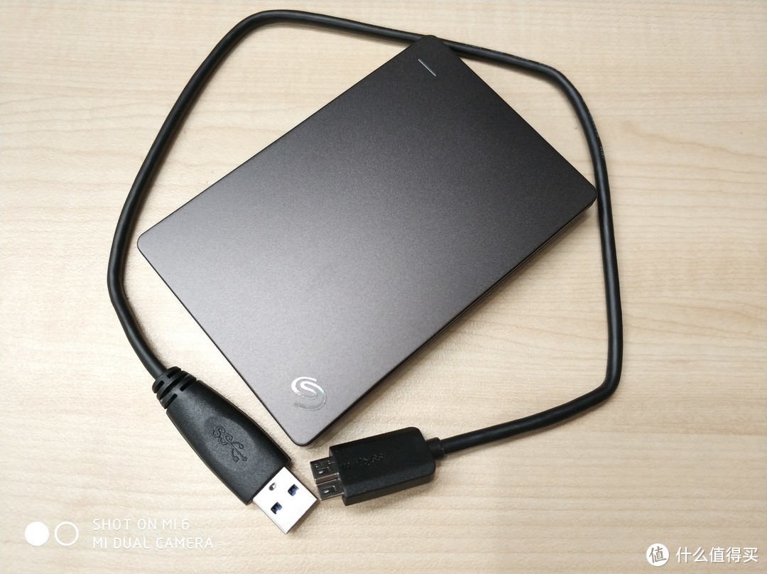 我的第一个移动硬盘—SEAGATE 希捷 Backup Plus 睿品 移动硬盘 2TB