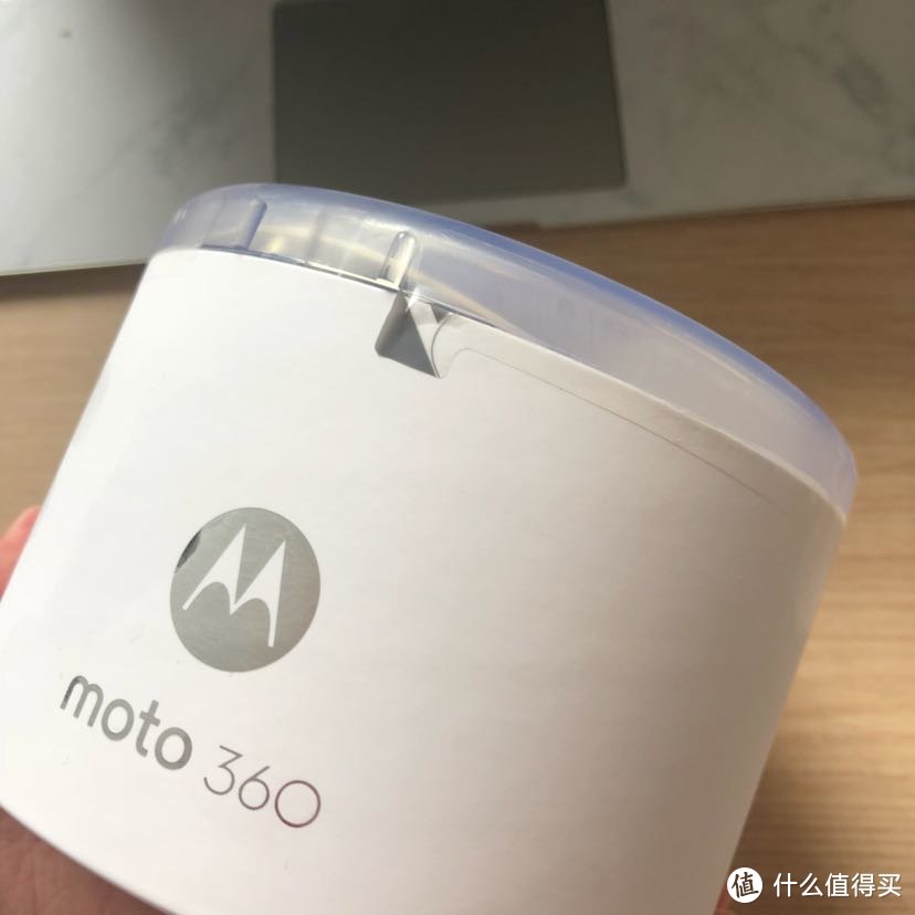 拔了一棵种了三年的草，想不到根都烂了：MOTOROLA 摩托罗拉 Moto360 二代 智能手表