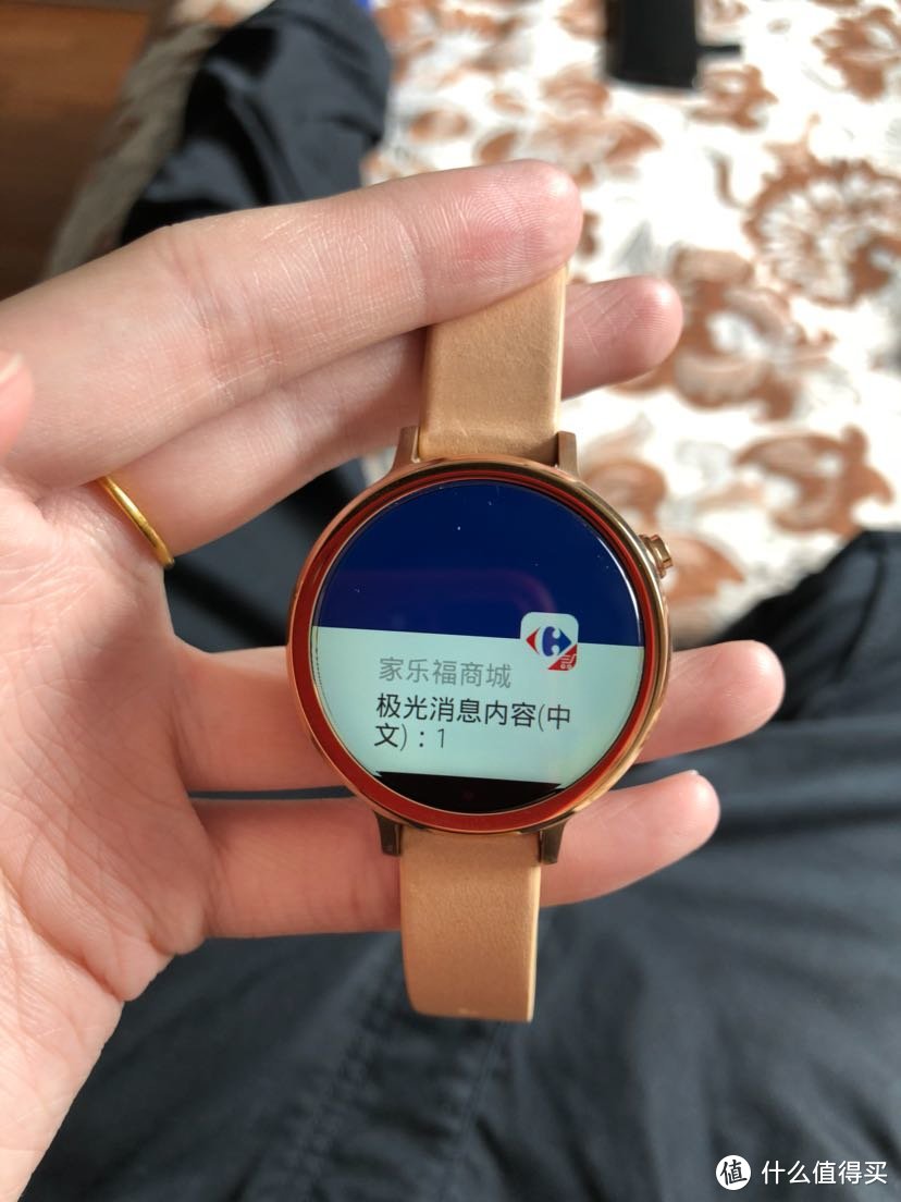 拔了一棵种了三年的草，想不到根都烂了：MOTOROLA 摩托罗拉 Moto360 二代 智能手表