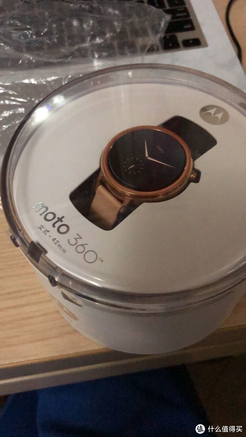 拔了一棵种了三年的草，想不到根都烂了：MOTOROLA 摩托罗拉 Moto360 二代 智能手表