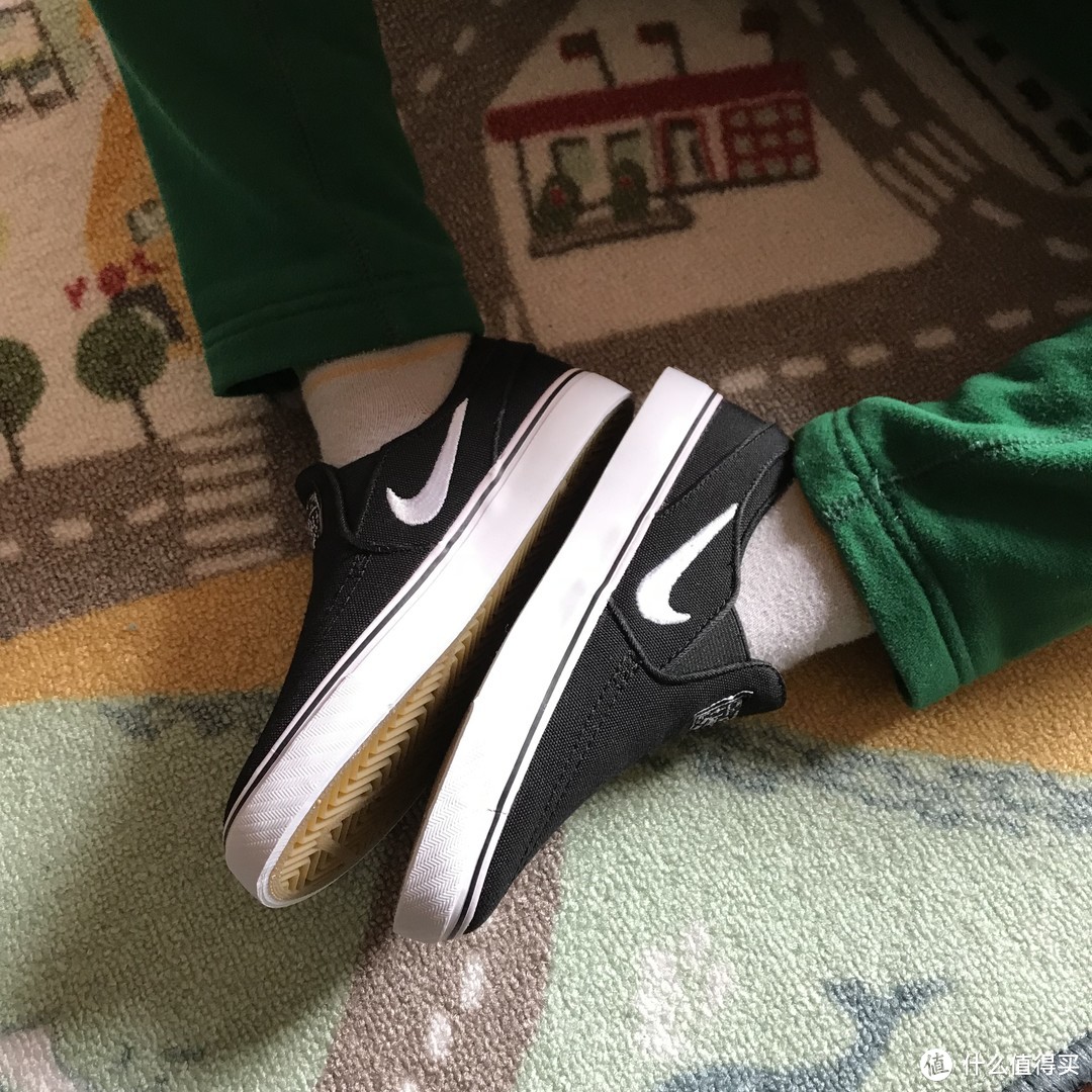 摩擦摩擦：Nike Stefan Janoski Slip 脚蹬滑板鞋