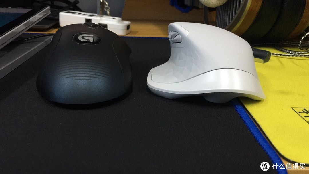 #原创新人#对比 Logitech 罗技 MX Master 2S 无线鼠标 与 G400S 光电游戏鼠标