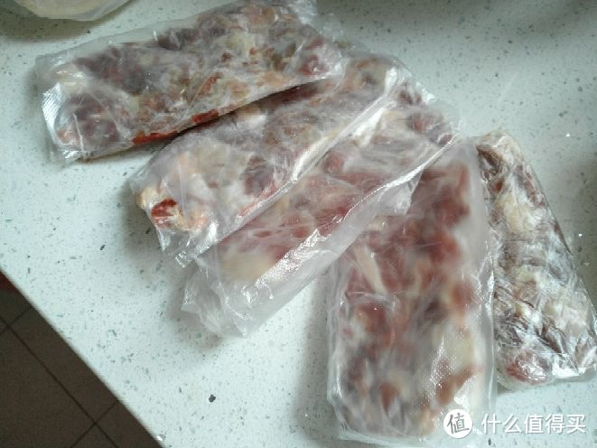 其它肉馅、肉丝、小肉块100g一分装更符合一次做菜用量。