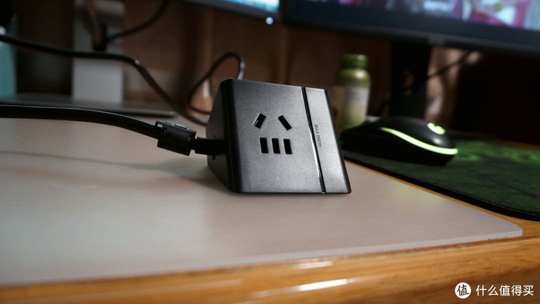 飞利浦USB插座 节省空间的利器