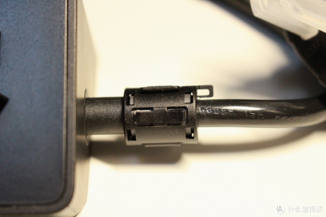 集约的桌面插座～飞利浦便携迷你USB桌面旅行插座使用评测