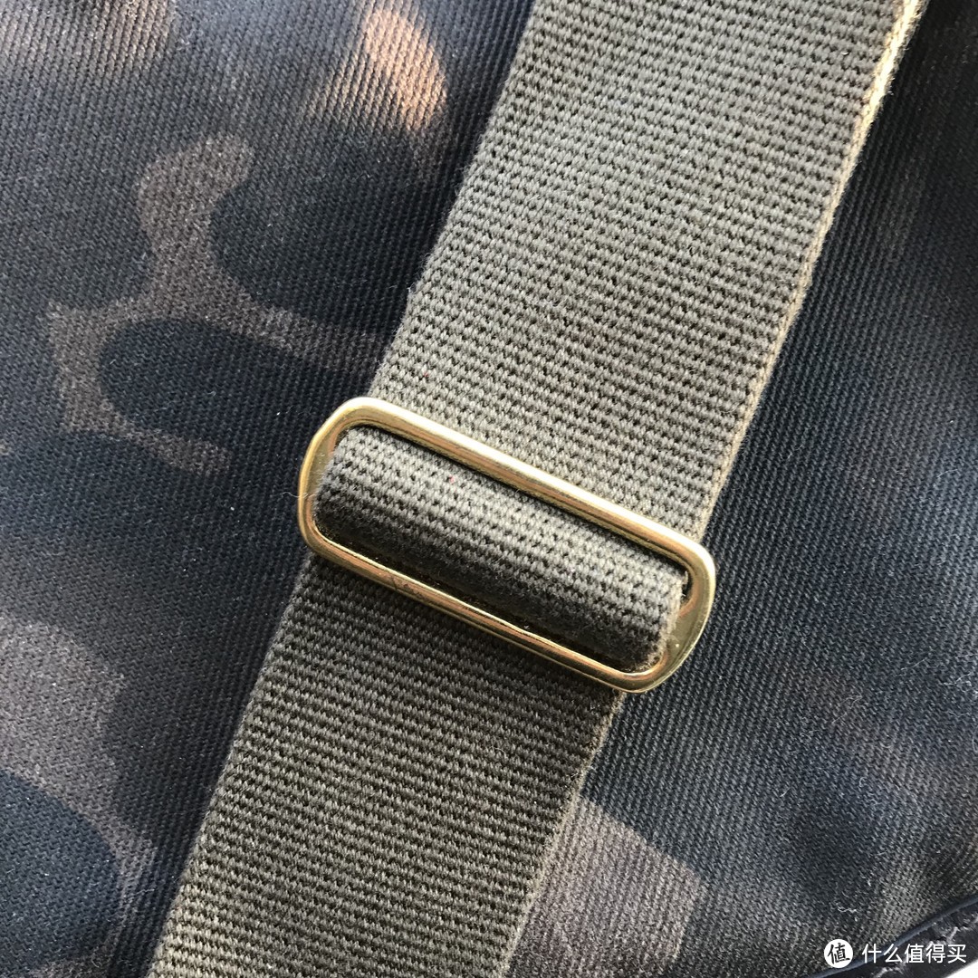 CROOTS CAMOUFLAGE CARRYALL 迷彩单肩包 开箱