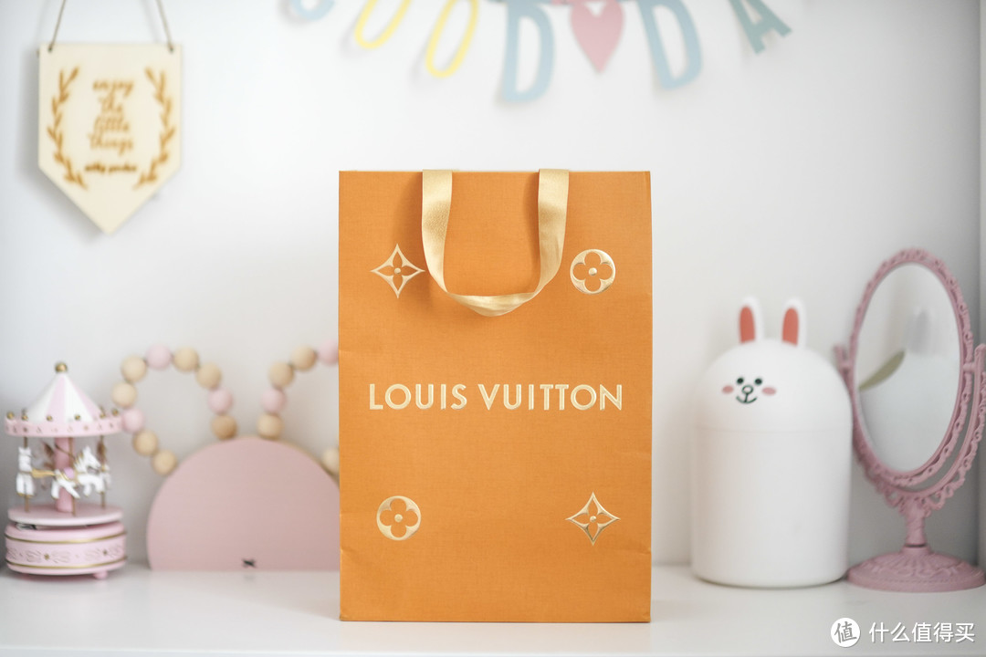 一个包竟有多种背法？小仙女的百搭单品 LOUIS VUITTON 路易威登 MONOGRAM系列 迷你双肩包