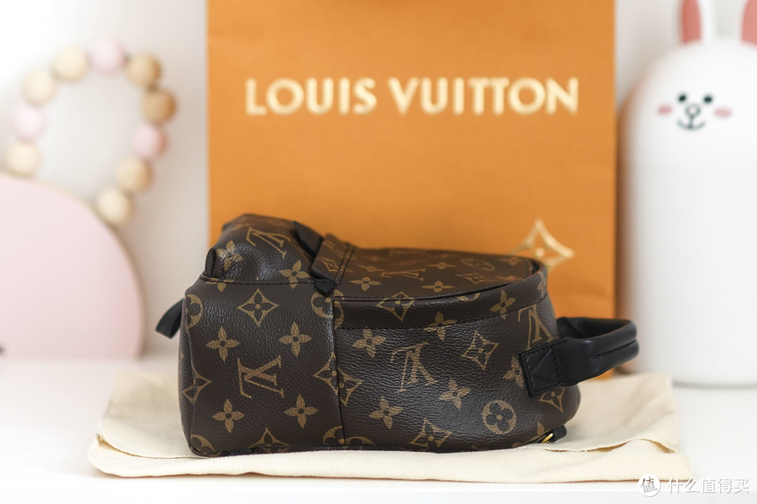 一个包竟有多种背法？小仙女的百搭单品 LOUIS VUITTON 路易威登 MONOGRAM系列 迷你双肩包