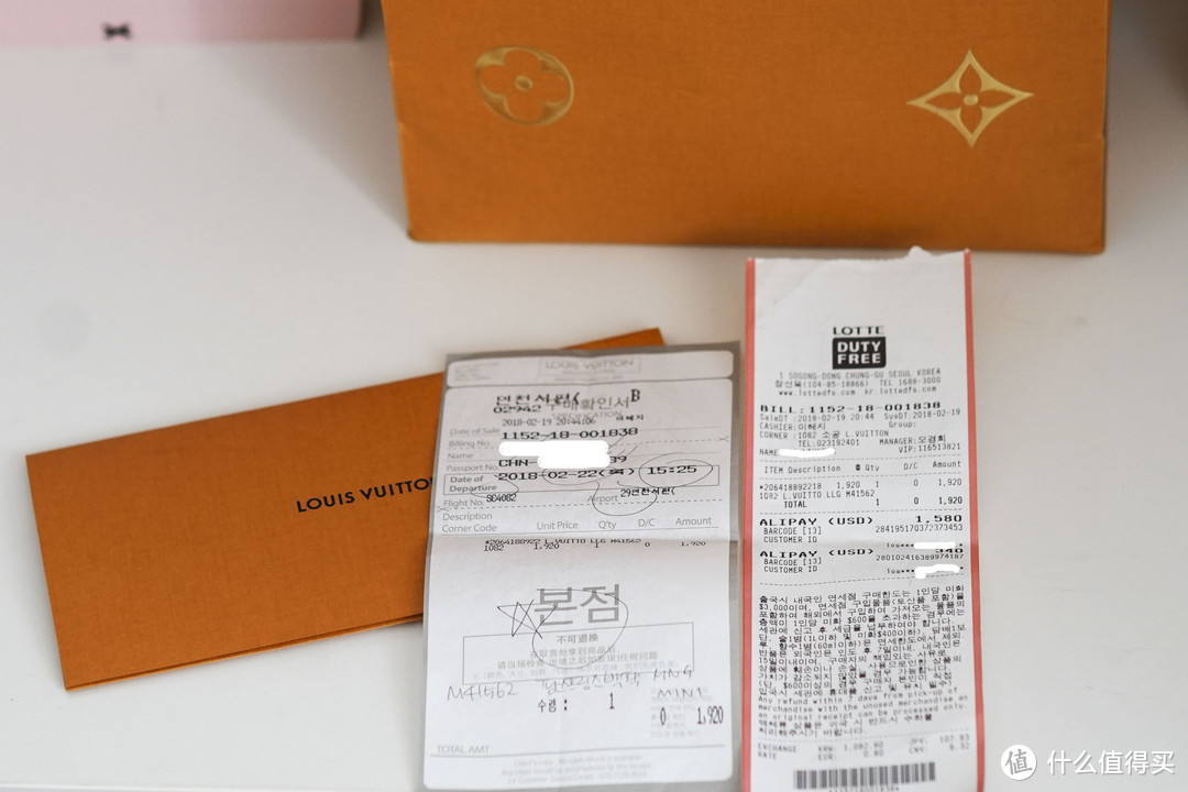 一个包竟有多种背法？小仙女的百搭单品 LOUIS VUITTON 路易威登 MONOGRAM系列 迷你双肩包