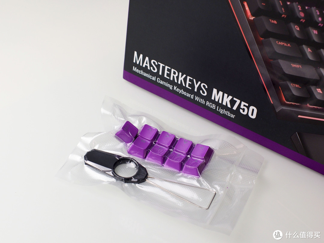 樱桃红轴—CoolerMaste 酷冷至尊 MK750 RGB幻彩 机械键盘 开箱