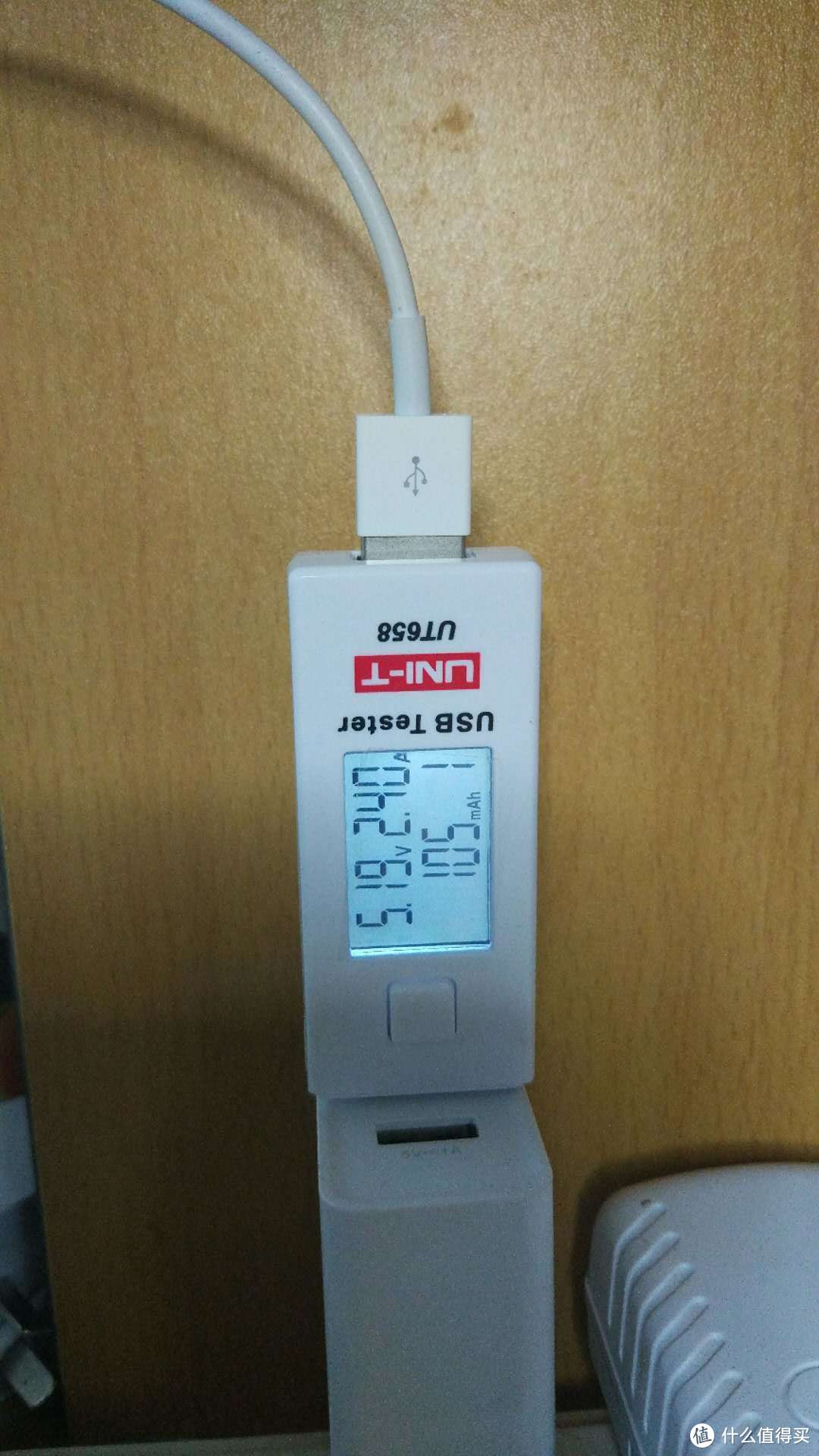 充电器卫士—UNI-T 优利德 UT658 USB 测试仪
