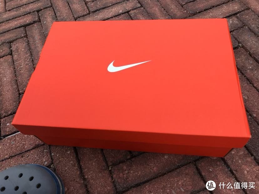Nike 耐克 换季折扣店购入耐克男子特价鞋开箱晒单