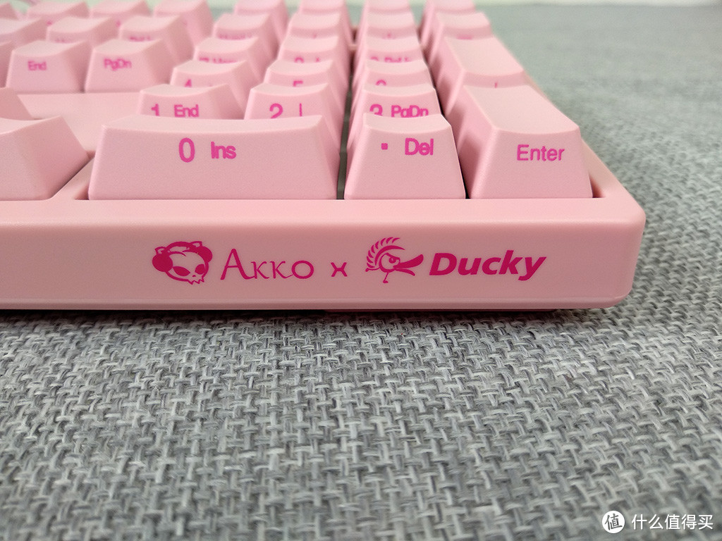 粉色少女心：Akko 艾酷 X Ducky  3108 粉色情人节机械键盘 开箱晒物