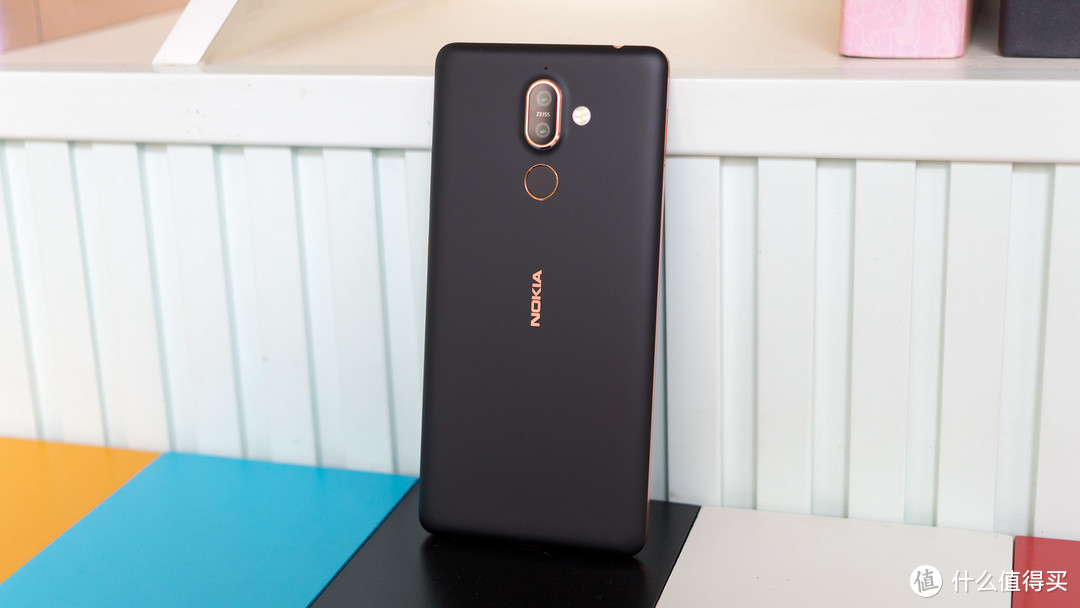 随手一拍就是大片！诺基亚 Nokia 7 Plus 深度评测