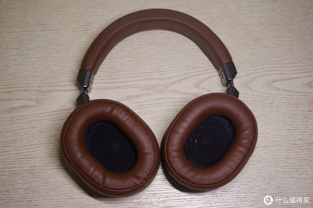 第一次耳机消费升级：Audio-Technica 铁三角 ATH-MSR7 头戴式耳机 开箱晒单