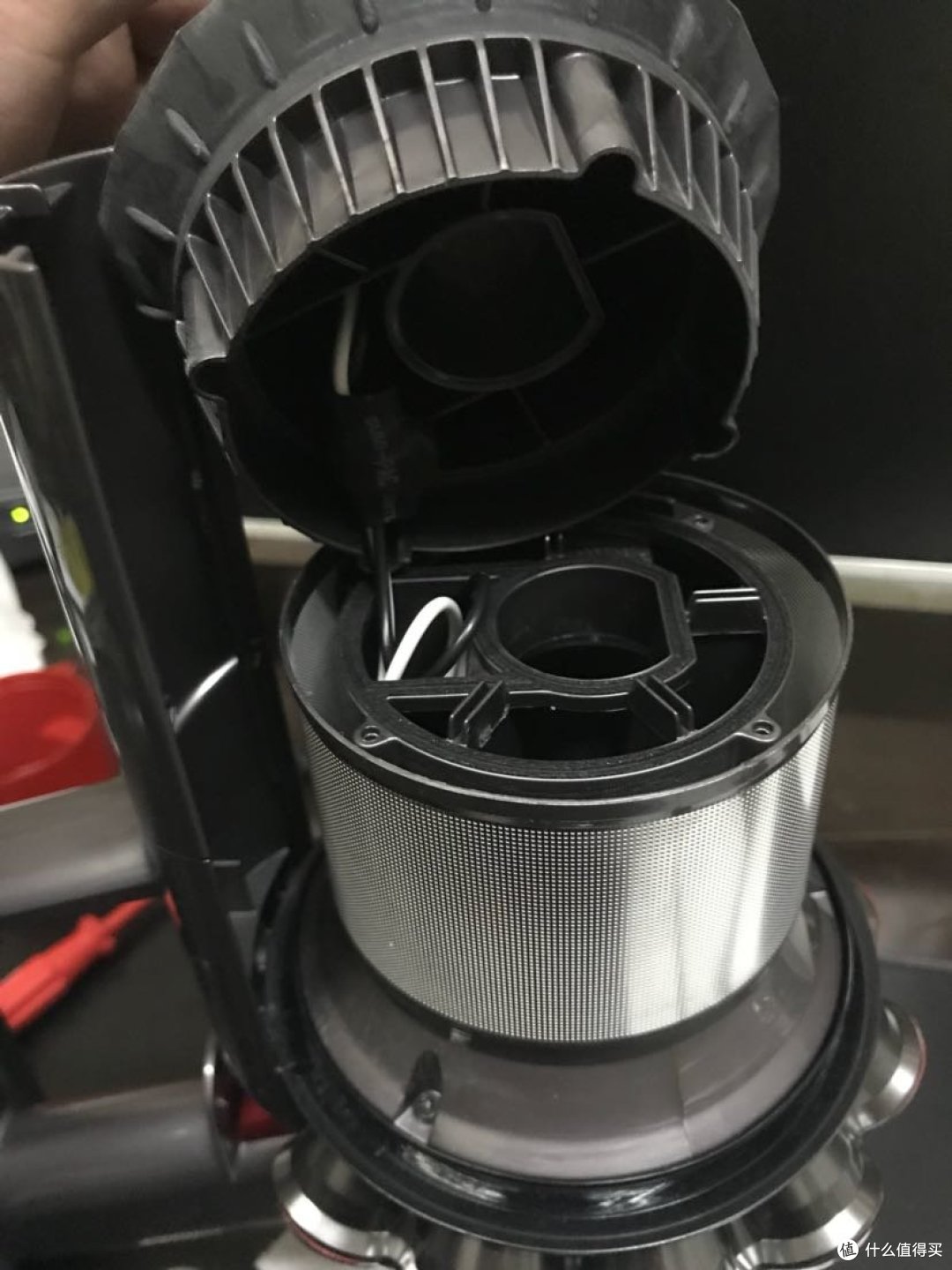 dyson戴森v10手持吸尘器拆机评测 | 戴森v10 absolute吸尘器使用体验