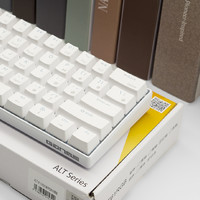 高斯 ALT 61 RGB 蓝牙机械键盘外观展示(键帽|坡度|外壳|材质)