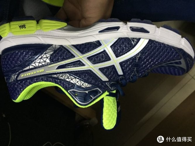 #原创新人#为啥都说是踩屎感?ASICS 亚瑟士