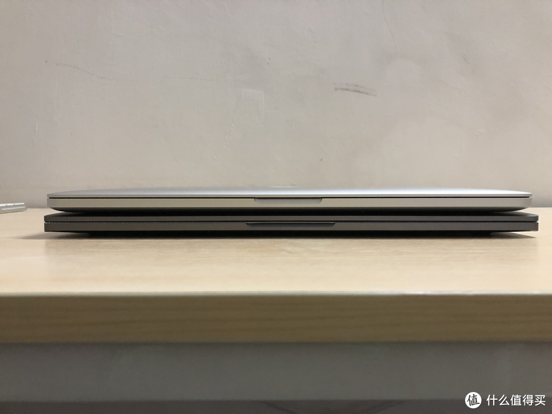 MI 小米 Pro15.6英寸 笔记本电脑 开箱（对比Apple 苹果 Mac Book Pro笔记本电脑）