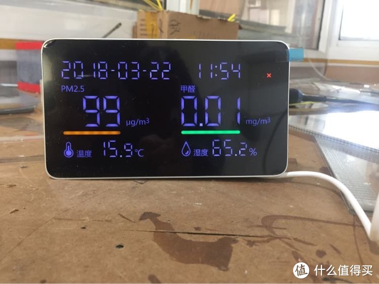 #剁主计划-苏州#后知后觉上了车，当了个时钟的空气检测仪：PHICOMM 斐讯 悟空 M1 空气检测仪 开箱