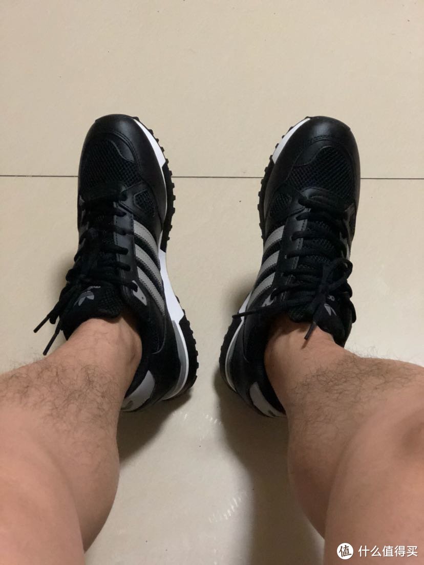 #剁主计划-郑州#两双未下地的 adidas 阿迪达斯 运动鞋