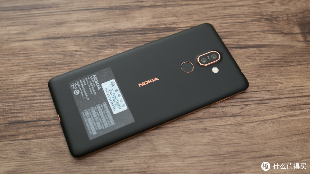 整体表现很均衡，拍照体验还能再提升——这样的Nokia 7 Plus 是你的菜吗？