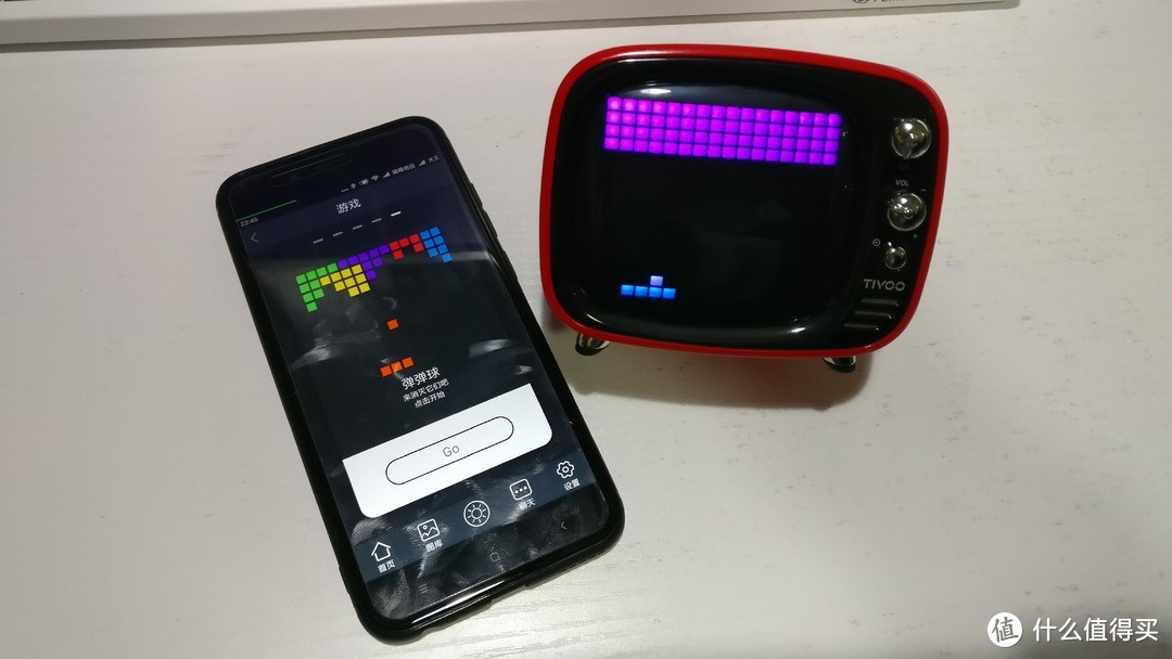 萌萌的电视机造型蓝牙小音箱———— Divoom Tivoo