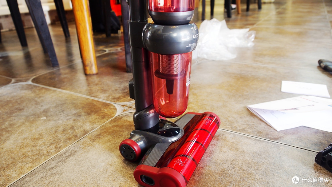 关爱家中女神,选择莱克魔洁m8轻量级无线吸尘器