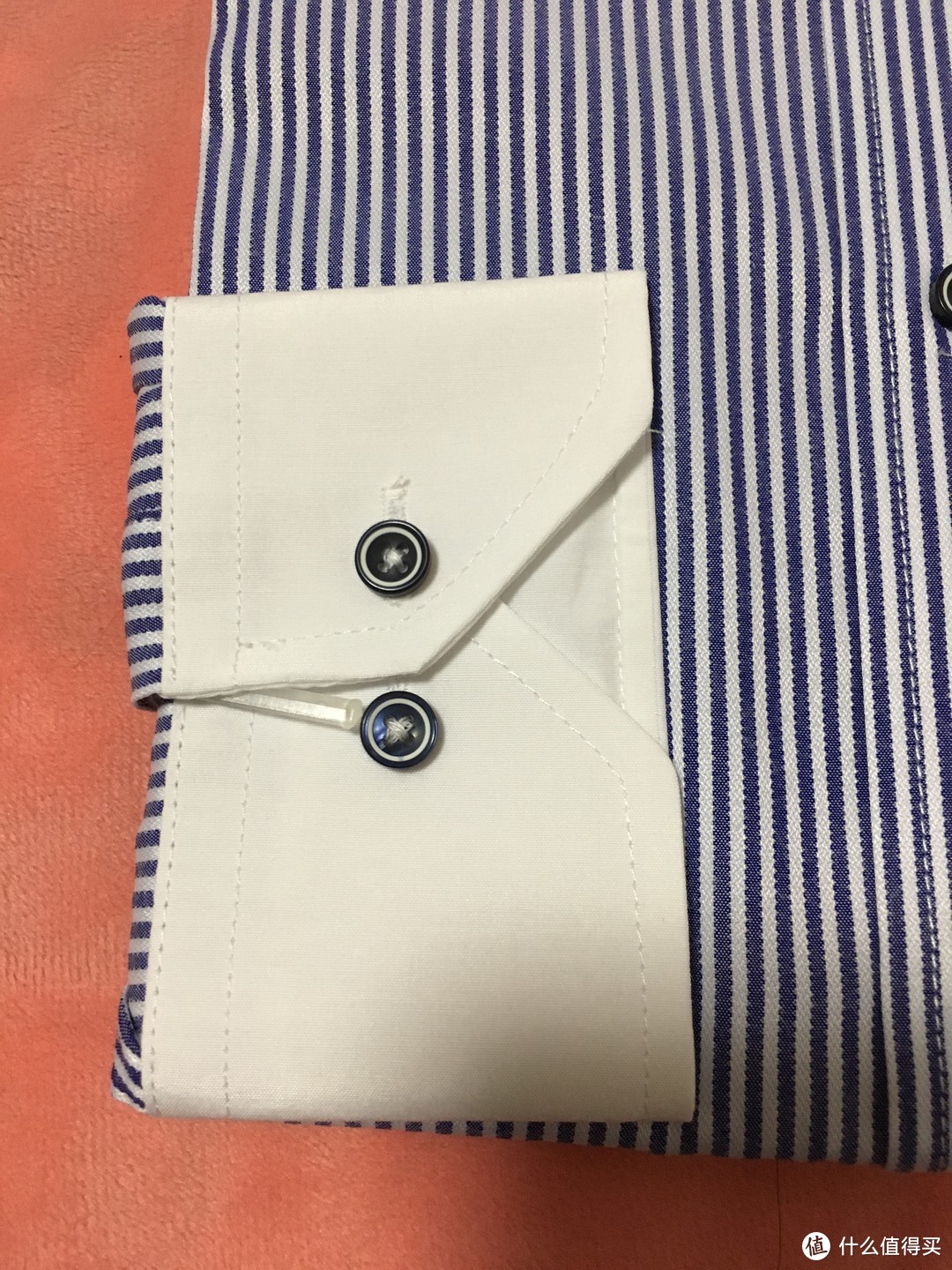 06-衬衫折叠时的袖口