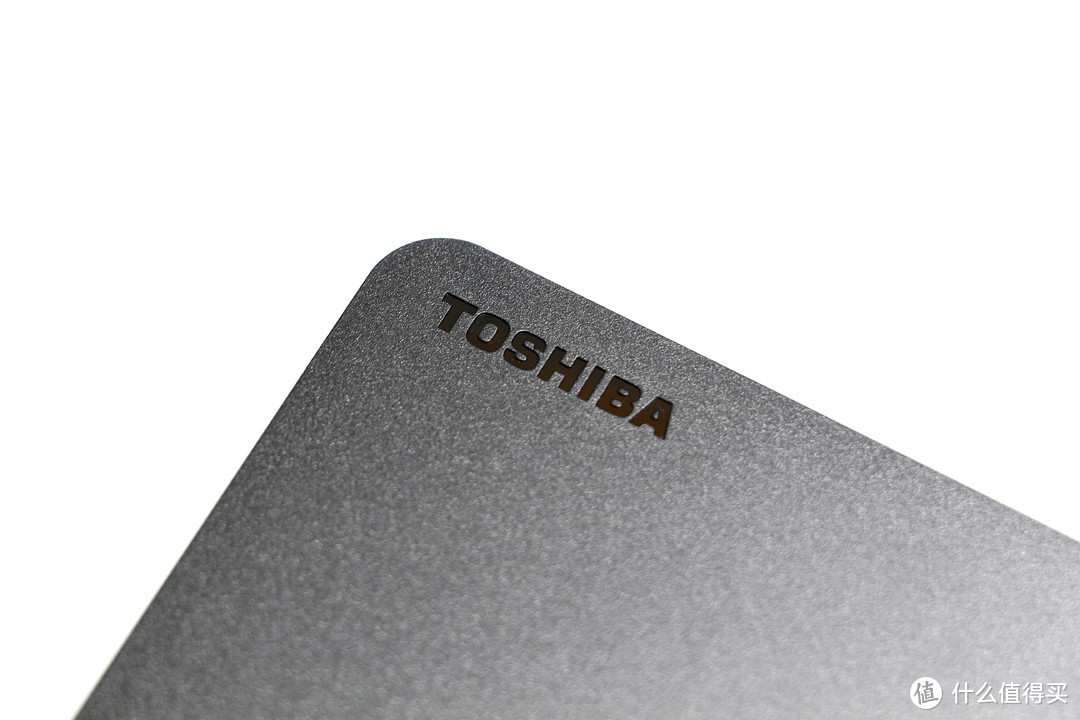 TOSHIBA 东芝 CANVIO BASICS 5400rpm 2T版 使用体验