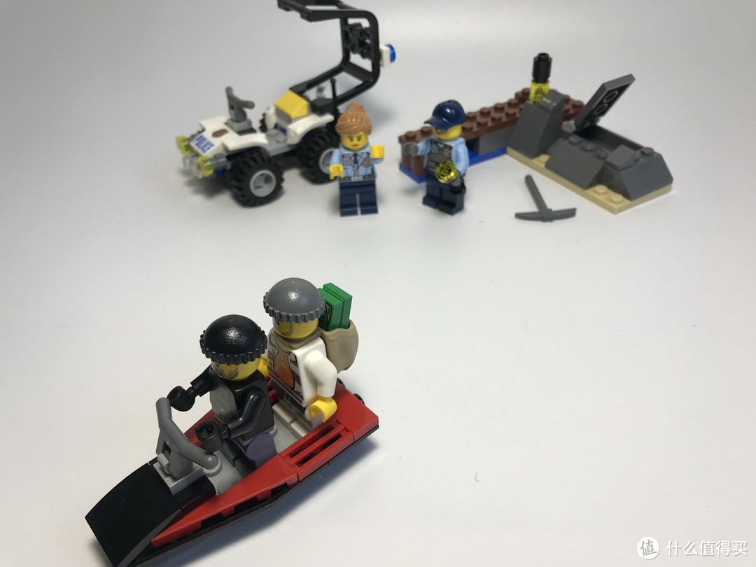 #全民分享季#LEGO 乐高 拼拼乐 城市系列 60127 逃离监狱岛入门套装